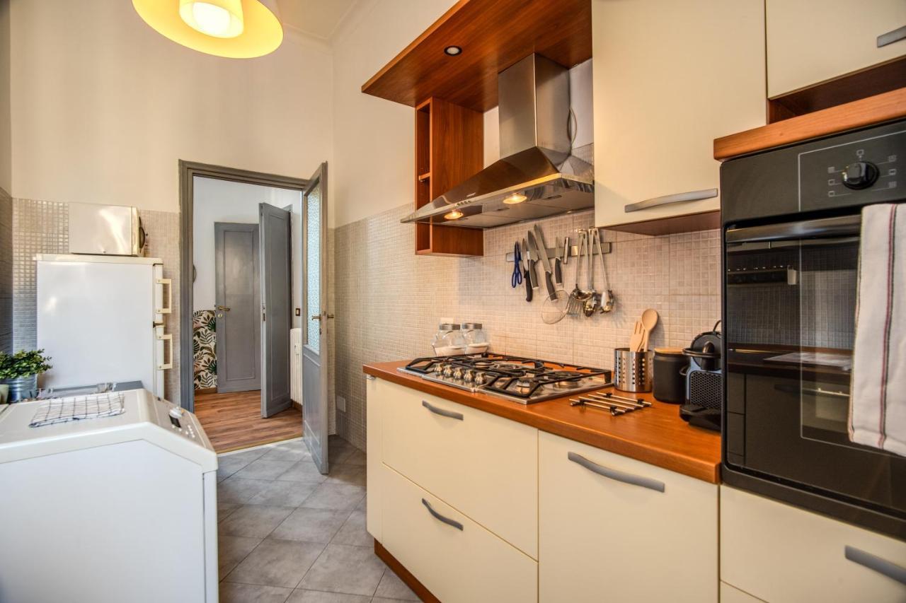Residenza Regina Apartment Рим Екстериор снимка