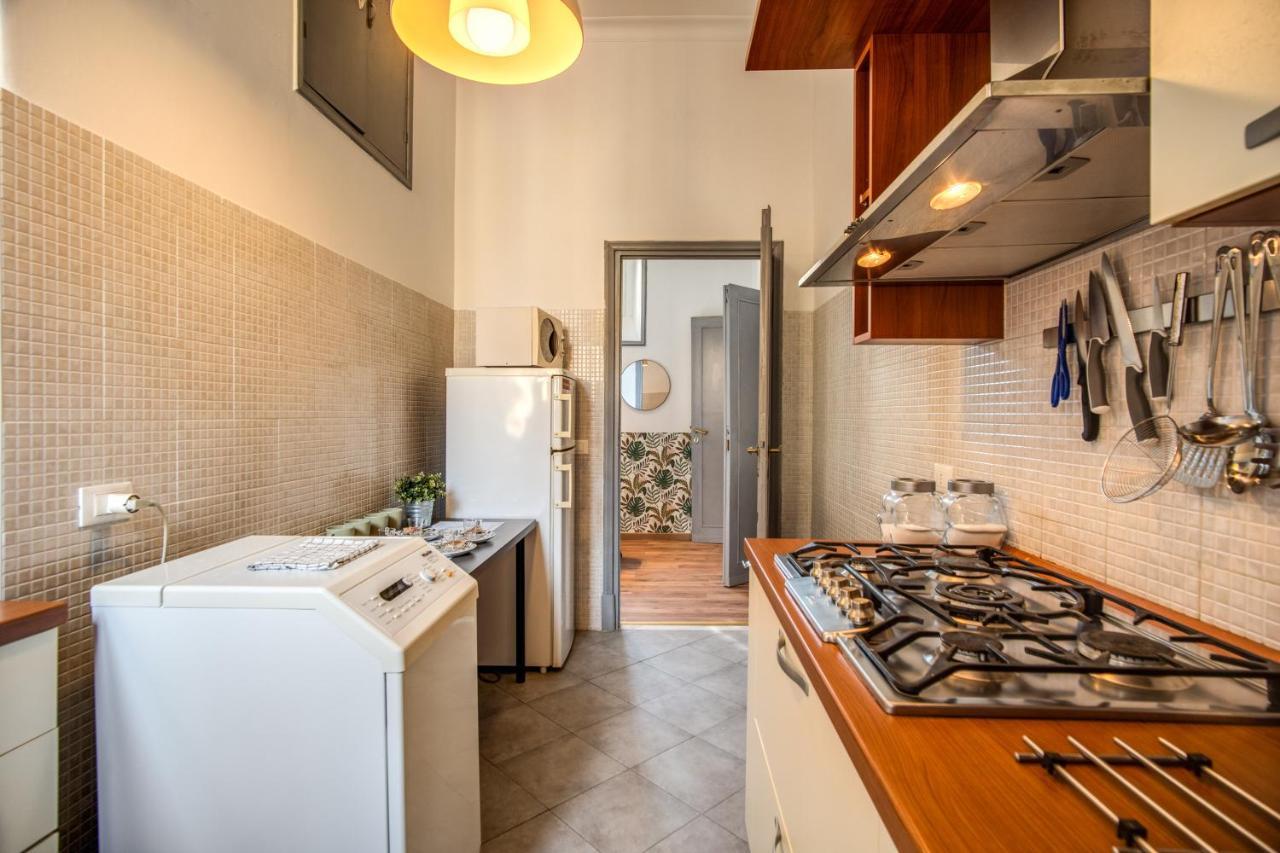 Residenza Regina Apartment Рим Екстериор снимка